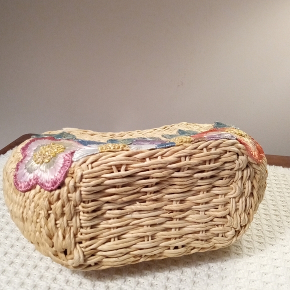 EUC Vintage Cappelli Straworld Natural Straw Purse With Embroidered Flowers - Picture 4 of 7